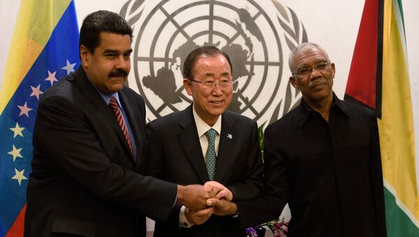 Presidente de Venezuela, Nicolás Maduro, secretario general de las Naciones Unidas, Ban Ki-moon, y presidente de Guyana, David Granger - Sputnik Mundo