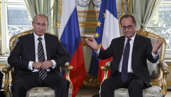 Presidente de Rusia, Vladímir Putin y presidente de Francia, François Hollande - Sputnik Mundo