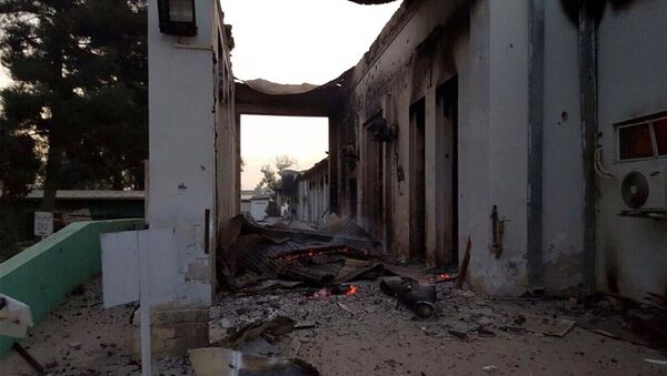Hospital de Médicos sin Fronteras en Kunduz tras sufrir un bombardeo - Sputnik Mundo