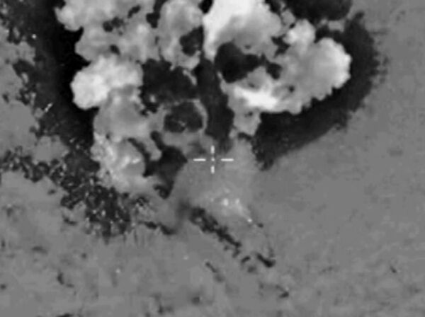 Aviación rusa golpea objetivos clave del Estado Islámico - Sputnik Mundo