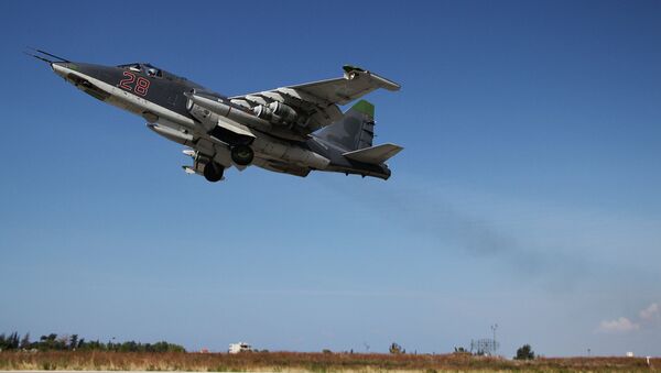 Caza rusa Su-25 en Siria - Sputnik Mundo