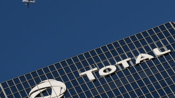 La sede de la compañía francesa Total  - Sputnik Mundo