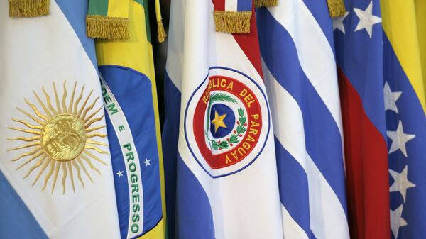 Banderas de los estados miembros del Mercosur - Sputnik Mundo
