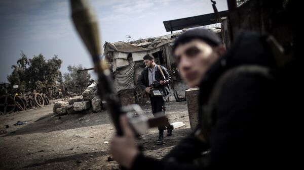Combatientes del Ejército Libre Sirio en Alepo (Archivo) - Sputnik Mundo