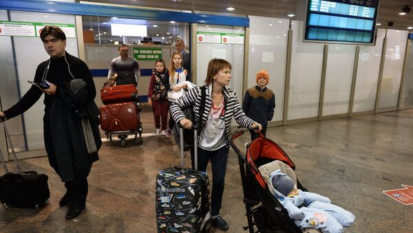 Aeropuerto ruso Sheremétyevo detiene temporalmente atención a pasajeros rumbo a Egipto - Sputnik Mundo