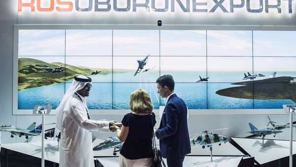 Stand de Rosoboronexport en el salón aeronáutico Dubai Airshow 2015 - Sputnik Mundo