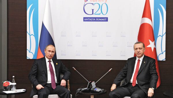 Presidente de Rusia, Vladímir Putin y presidente de Turquía, Recep Tayyip Erdogan - Sputnik Mundo