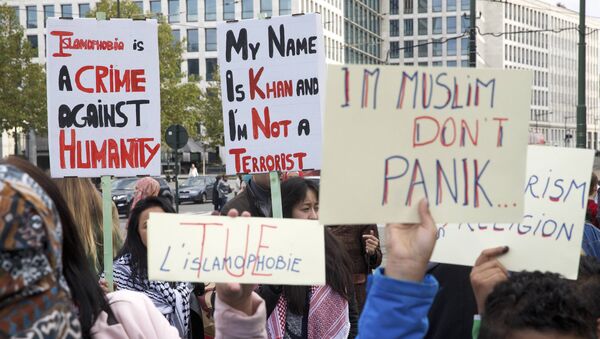 Manifestación contra la islamofobia en Bruselas - Sputnik Mundo