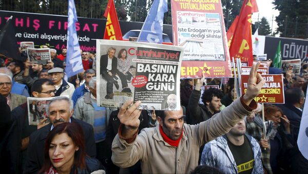 Protesta contra la detención de periodistas en Turquía - Sputnik Mundo
