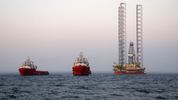 Plataforma de gas de Chernomorneftegas en el mar Negro - Sputnik Mundo