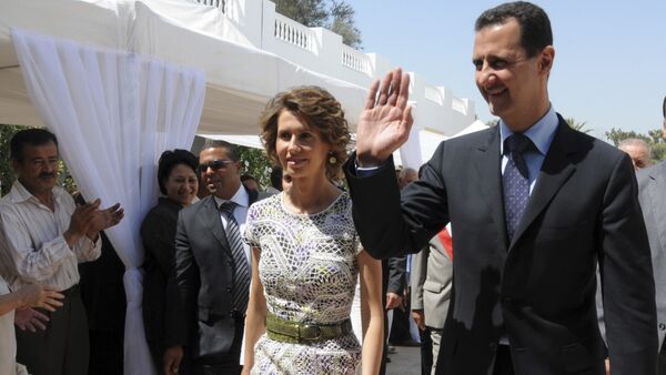 Bashar Asad, presidente de Siria, con su esposa - Sputnik Mundo