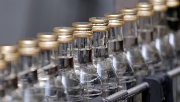Vodka, producida en Rusia - Sputnik Mundo