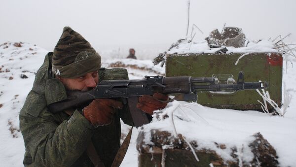 Miliciano de Donbás, el 7 de enero de 2016 - Sputnik Mundo