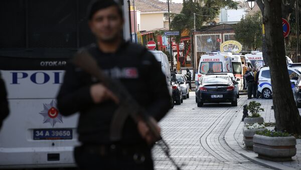 La policía investiga la explosión que ocurrió en el barrio de Sultanahmet en Estambul - Sputnik Mundo