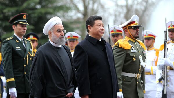 Líderes de China e Irán - Sputnik Mundo