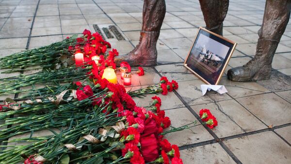 Homenaje a Oleg Peshkov, piloto del Su-24 derribado por la aviación turca sobre Siria - Sputnik Mundo