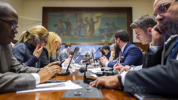 Periodistas durante negociaciones en Ginebra - Sputnik Mundo