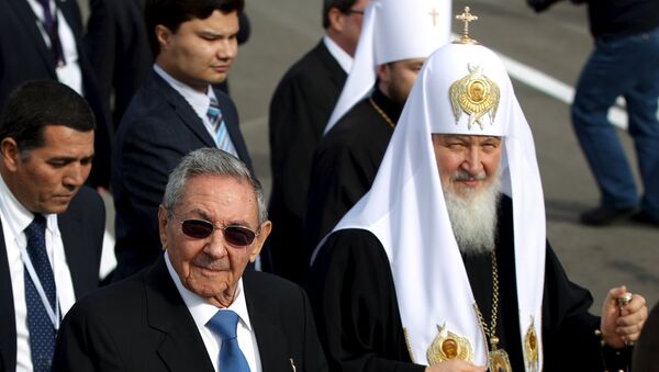Raúl Castro, presidente de Cuba, y Patriarca ruso Kiril - Sputnik Mundo
