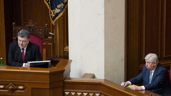 Presidente de Ucrania, Petró Poroshenko y exfiscal general de Ucrania, Viktor Shokin - Sputnik Mundo