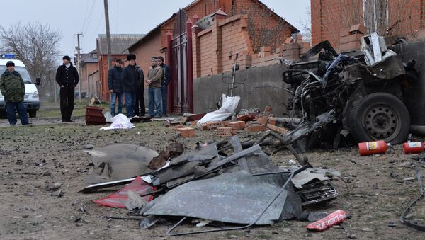 Lugar de la explosión de un coche bomba cerca de una mezquita en Nazrán - Sputnik Mundo