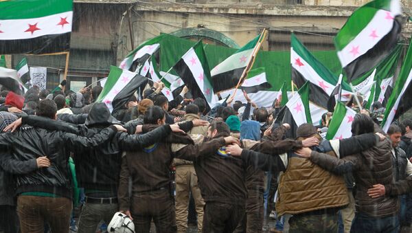 Banderas de la oposición siria (archivo) - Sputnik Mundo