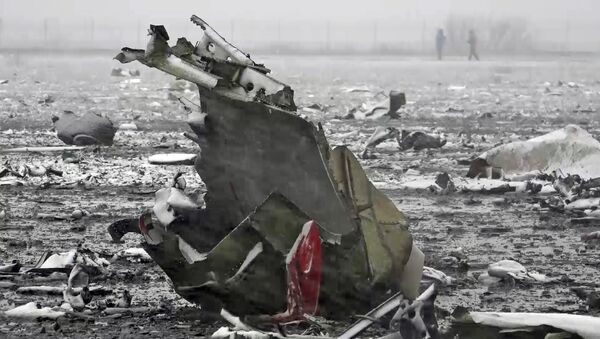 Los restos del avión siniestrado en Rostov del Don - Sputnik Mundo