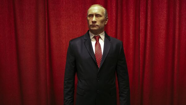 La figura del presidente de Rusia Vladímir Putin en  el museo de Jagodina - Sputnik Mundo