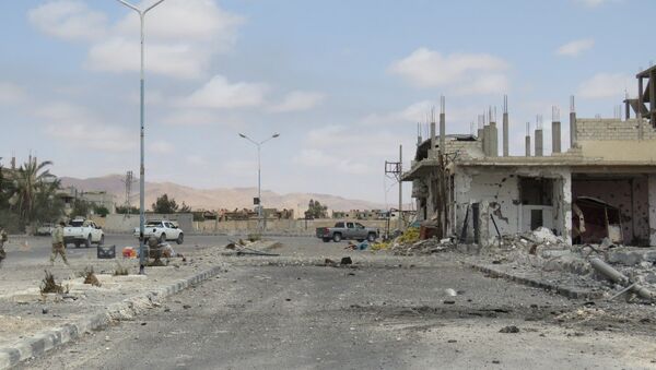 Palmira liberada de los yihadistas que tenían el control de la histórica ciudad desde hacía un año - Sputnik Mundo