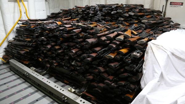 Armas confiscadas por militares estadounidenses - Sputnik Mundo