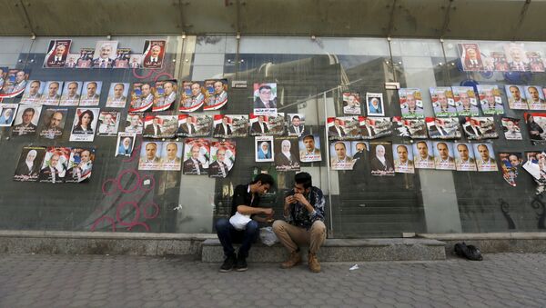 Carteles electorales en Damasco, la capital de Siria - Sputnik Mundo