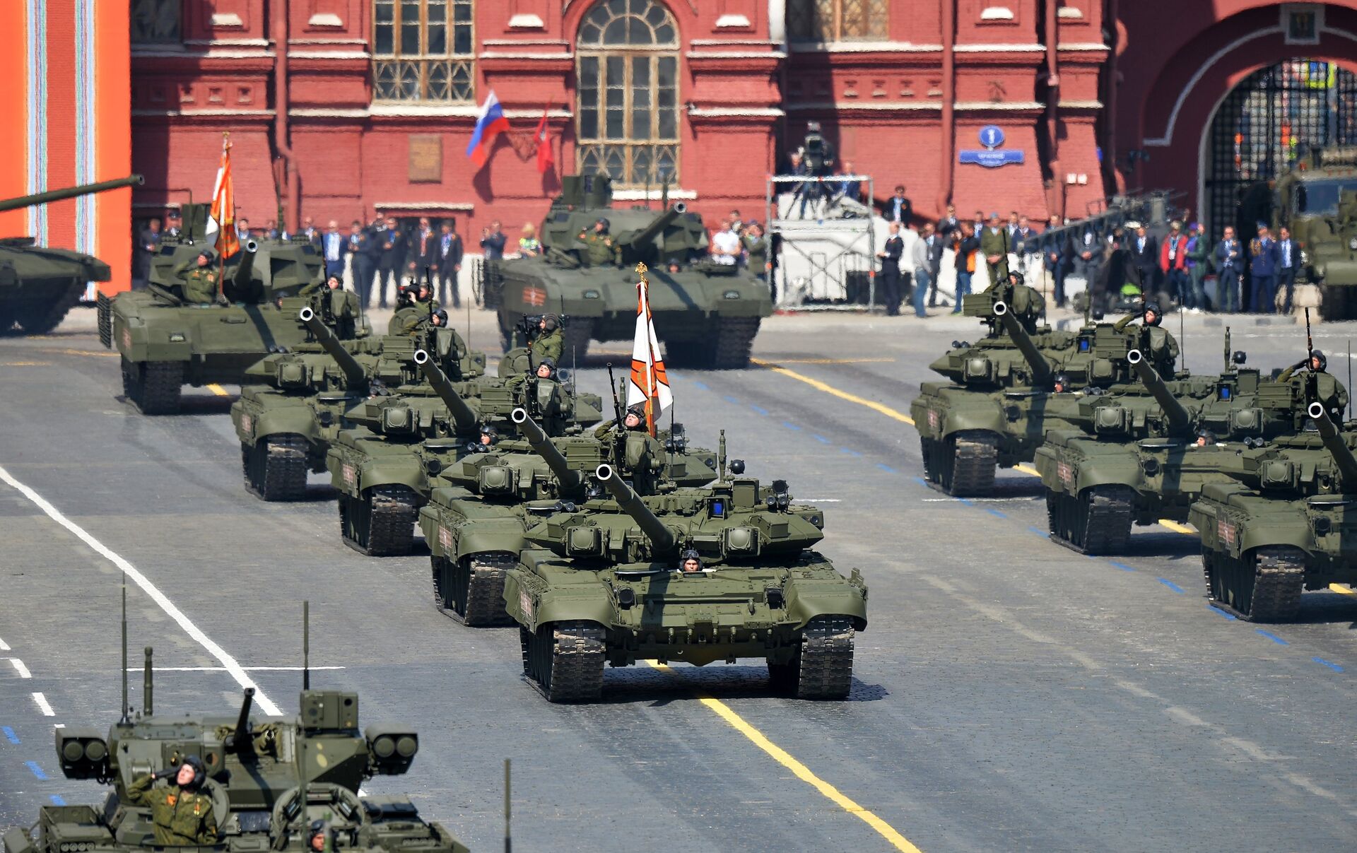 Centenares de militares de todo el mundo invaden la Plaza Roja con su  música - 24.08.2019, Sputnik Mundo