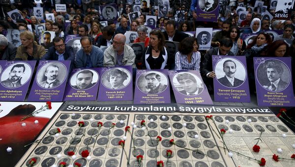 Manifestación en memoria de las víctimas de la matanza de 1915 en el Imperio Otomano - Sputnik Mundo