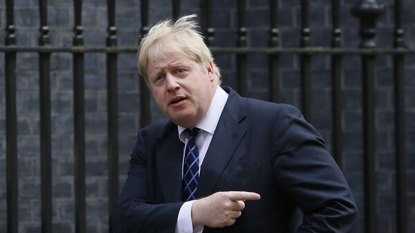 Boris Johnson, the Mayor of London arrives for a meeting at Downing Street in London, Tuesday, March 22, 2016 - Sputnik Mundo