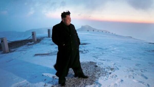 Líder norcoreano, Kim Jung-un, en el monte Paektusan - Sputnik Mundo