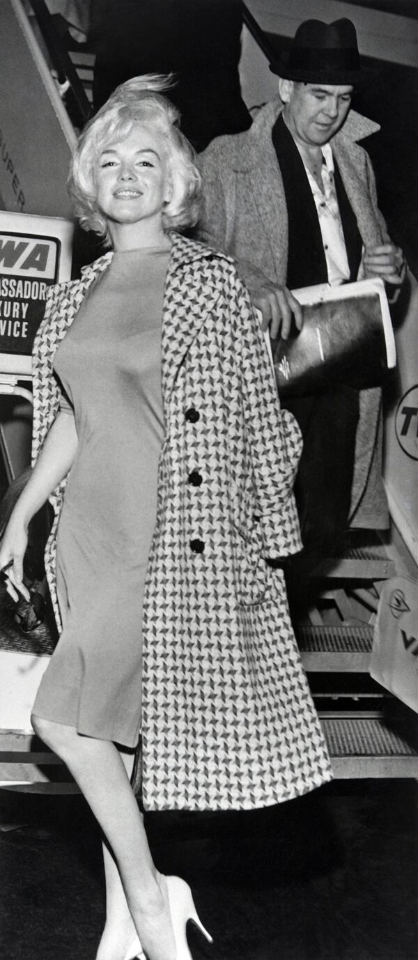 A photo taken on January 1962 shows American actress Marilyn Monroe - Sputnik Mundo