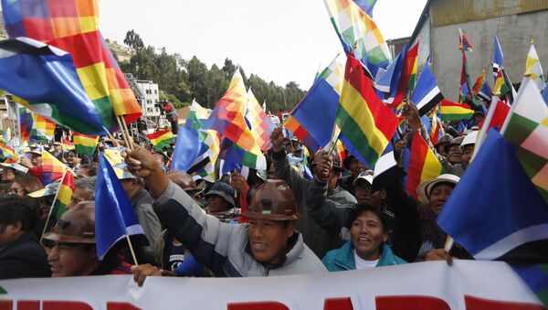 Seguidores de Evo Morales, presidente de Bolivia - Sputnik Mundo