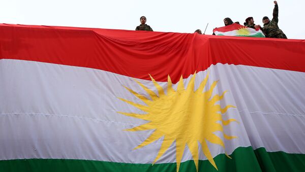 La bandera de Kurdistán - Sputnik Mundo