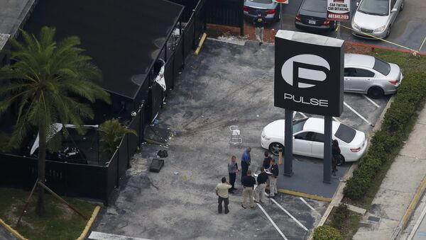 Agentes de FBI en el lugar del atentado en Orlando, EEUU - Sputnik Mundo