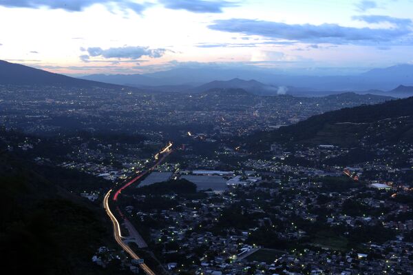 San Salvador, la capital de El Salvador San Salvador, la capital de El Salvador - Sputnik Mundo