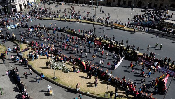 Protesta de trabajadores en Bolivia - Sputnik Mundo