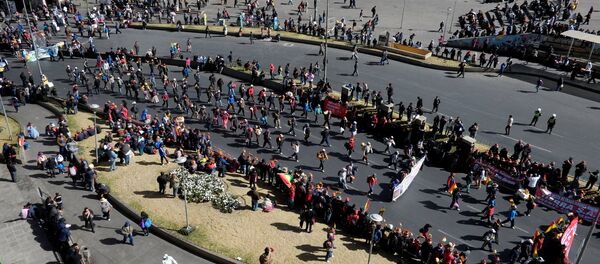 Protesta de trabajadores en Bolivia Protesta de trabajadores en Bolivia - Sputnik Mundo