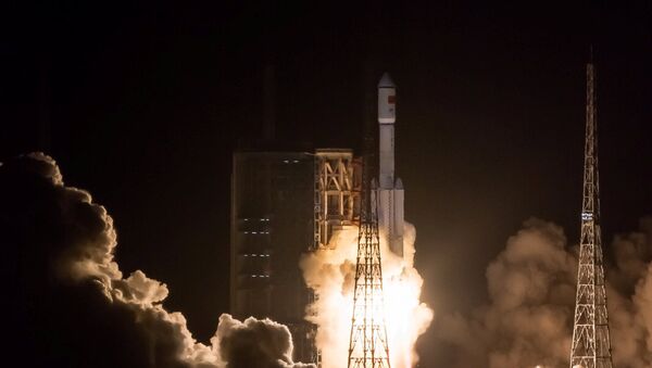 El lanzamiento del cohete chino Larga Marcha 7 - Sputnik Mundo