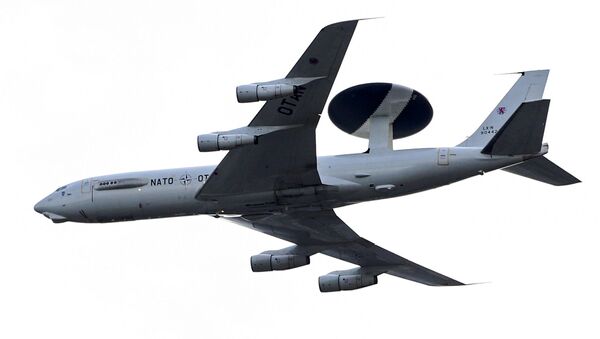Un avión AWACS de la OTAN - Sputnik Mundo