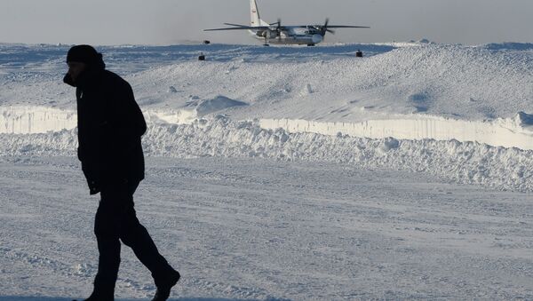 El aeropuerto en el Ártico - Sputnik Mundo