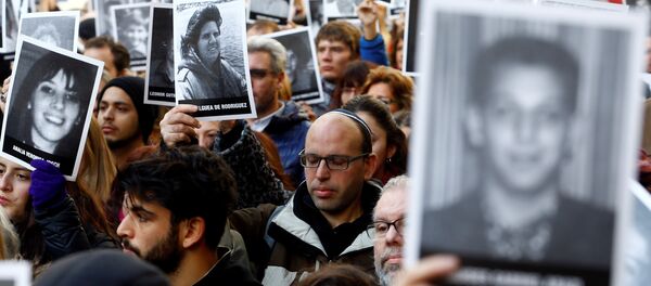 Acto organizado por las principales organizaciones judías de Argentina para rememorar el ataque contra la Asociación Mutualista Israelita Argentina (AMIA) Acto organizado por las principales organizaciones judías de Argentina para rememorar el ataque contra la Asociación Mutualista Israelita Argentina (AMIA) - Sputnik Mundo