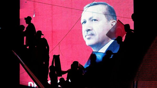 Los partidarios del presidente turco, Recep Tayyip Erdogan, en Ankara - Sputnik Mundo