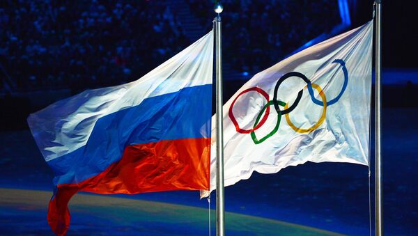 Las banderas de Rusia y de los JJOO - Sputnik Mundo