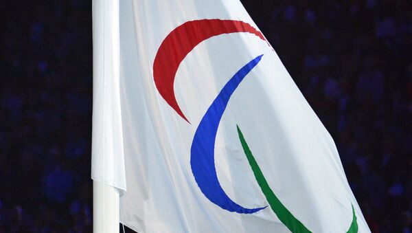 Bandera con el logo de Comité Paralímpico Internacional - Sputnik Mundo