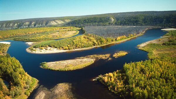 Río en Yakutia, Rusia - Sputnik Mundo