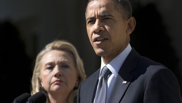 Barack Obama, presidente de EEUU y Hillary Clinton, candidata a la presidencia de EEUU - Sputnik Mundo